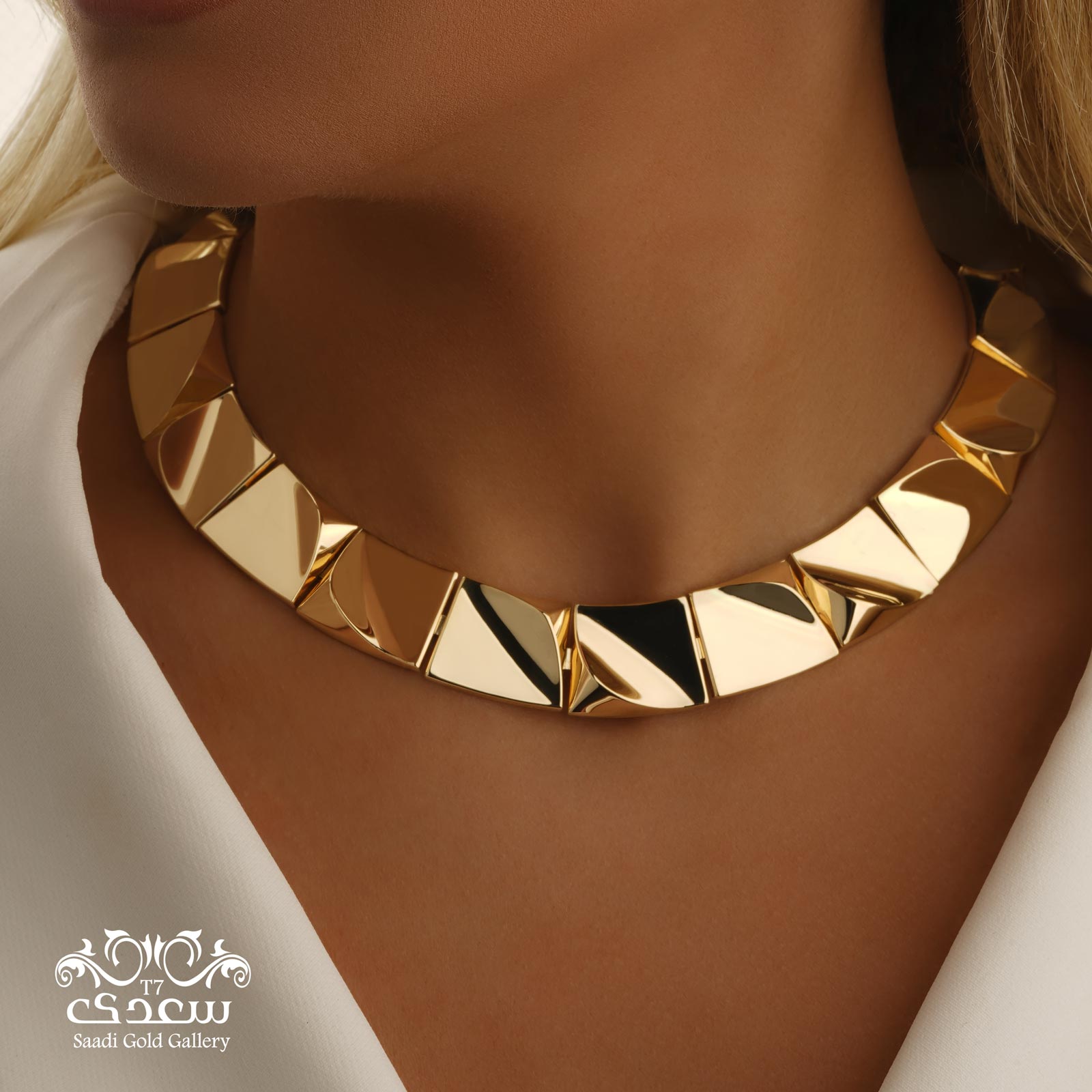 gold necklace