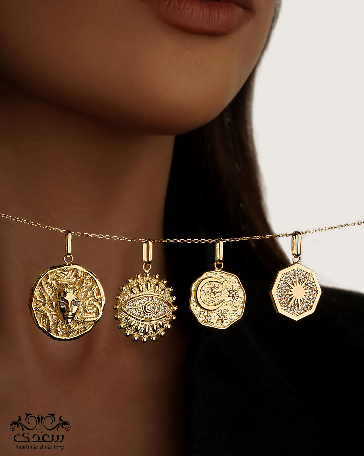 GOLD NECKLACES
